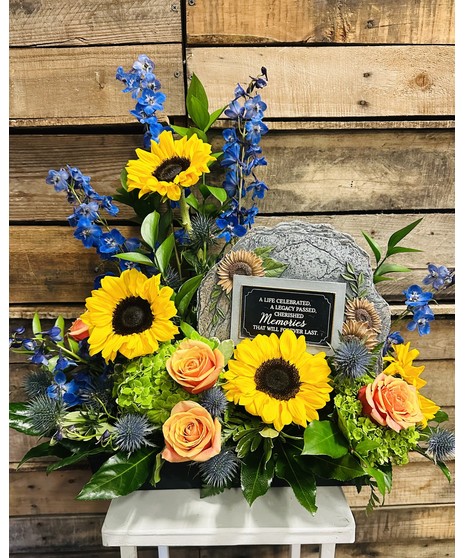 A LIFE CELEBRATED ARRANGEMENT