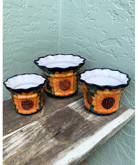 Talavera- Scallop Pottery- Sunflowers