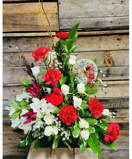 Red Cardinal Arrangement
