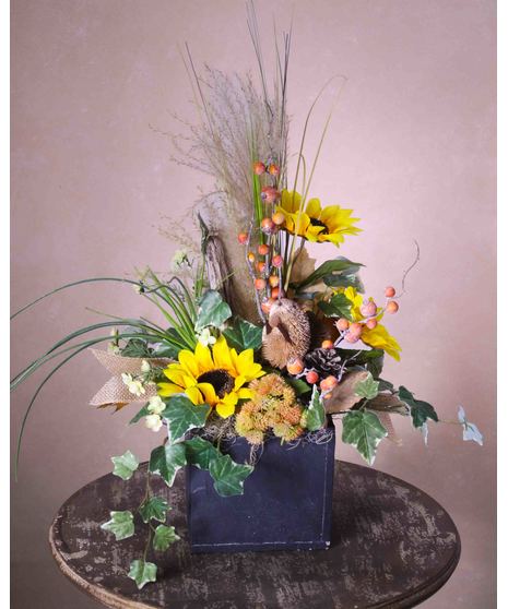 SUNFLOWERS AND BERRIES (SILK)