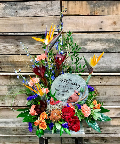 IN MEMORY ARRANGEMENT (w/GARDEN STONE)