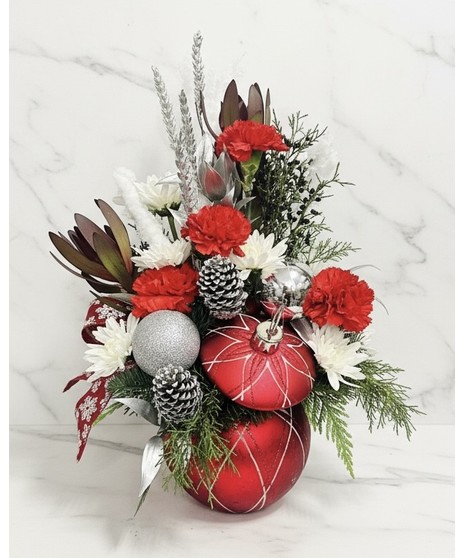 Holiday Ornament Bouquet