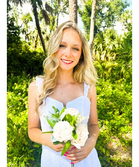 PRESERVED IVORY ROSE HAND HELD BOUQUET