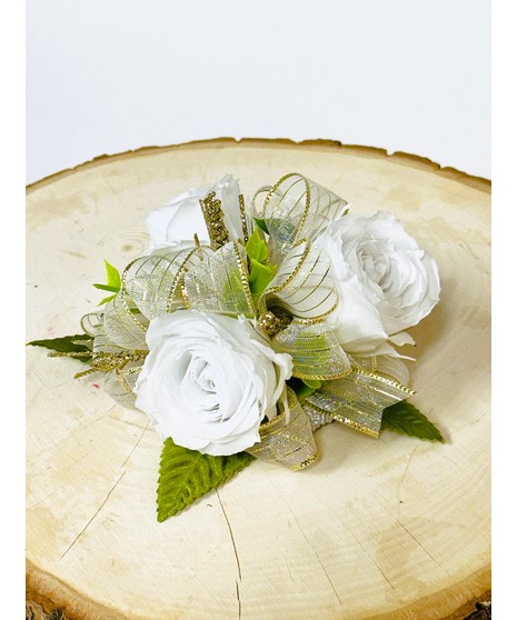 white spray rose in corsage