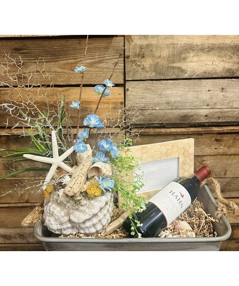 BY THE SEASHORE GIFT TRAY