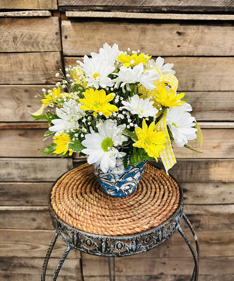 daisies in talavera pot