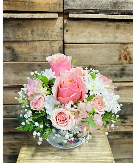Tea Time - mix of spray roses, daisies and lillies in a keepsake Tea Cup