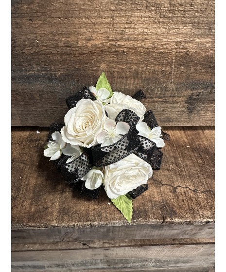 PRESERVED IVORY SPRAY ROSE CORSAGE