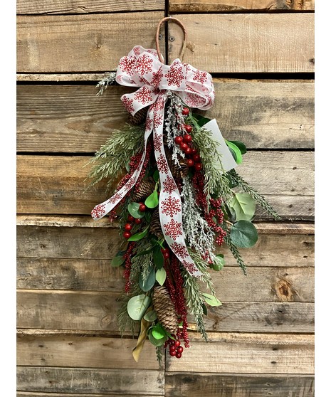Winter Blooms Swag (Silk)