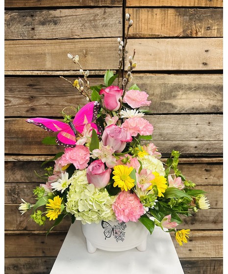 GARDEN BLOSSOMS ARRANGEMENT