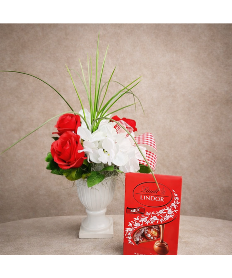 Love & Kisses (Silk)