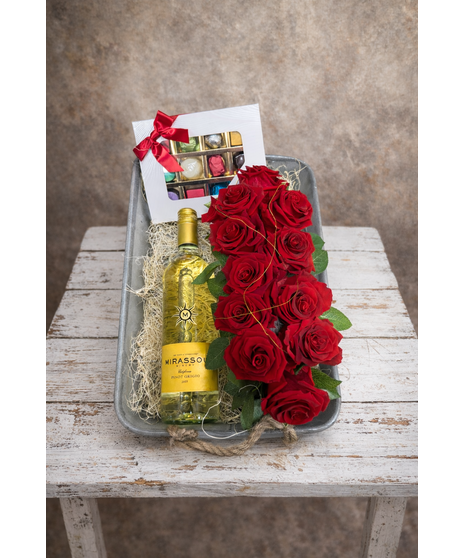 PRESERVED ROSE BUNDLE